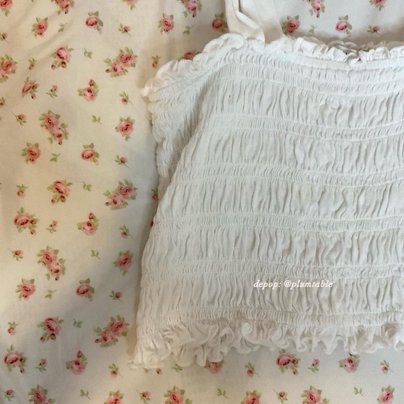 Coquettw White Camisole - Picture 2 of 3